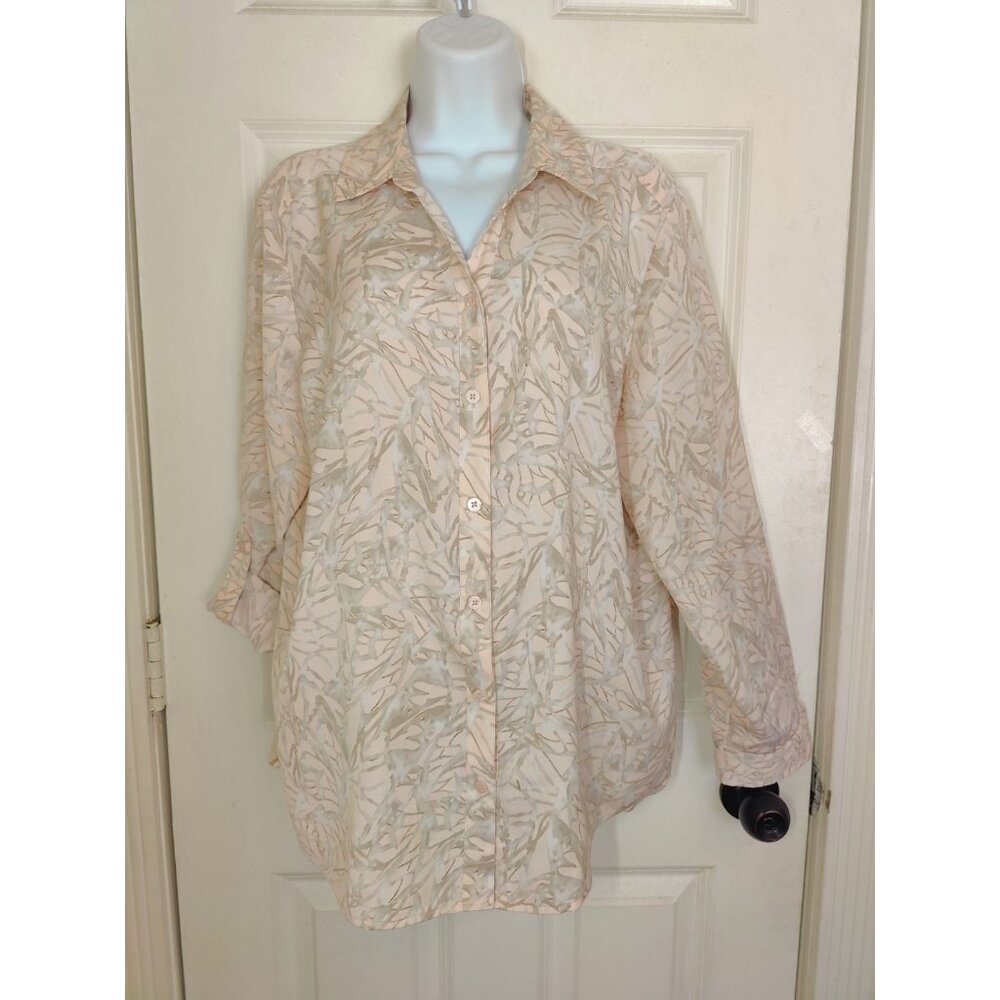 Chico's Peach Gray Satin Abstract Butterfly LS Roll-Tab Button-Up Top 2 (L/12)